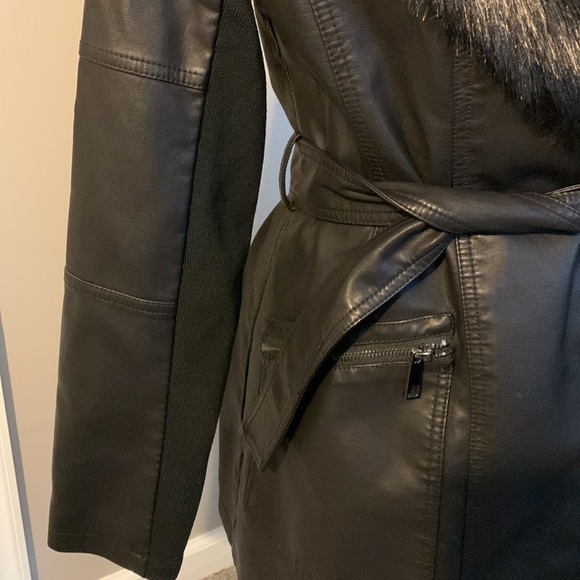 Black Leather Coat w/Removal Faux Fur Collar NEW - Picture 10 of 13